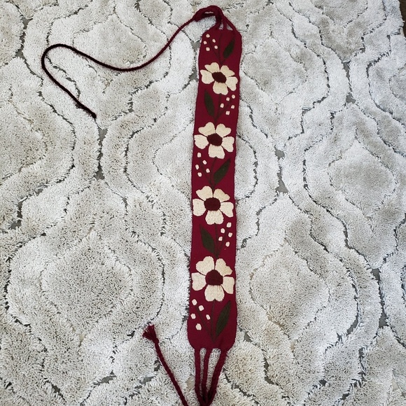 Women's Belt - Picture 1 of 3